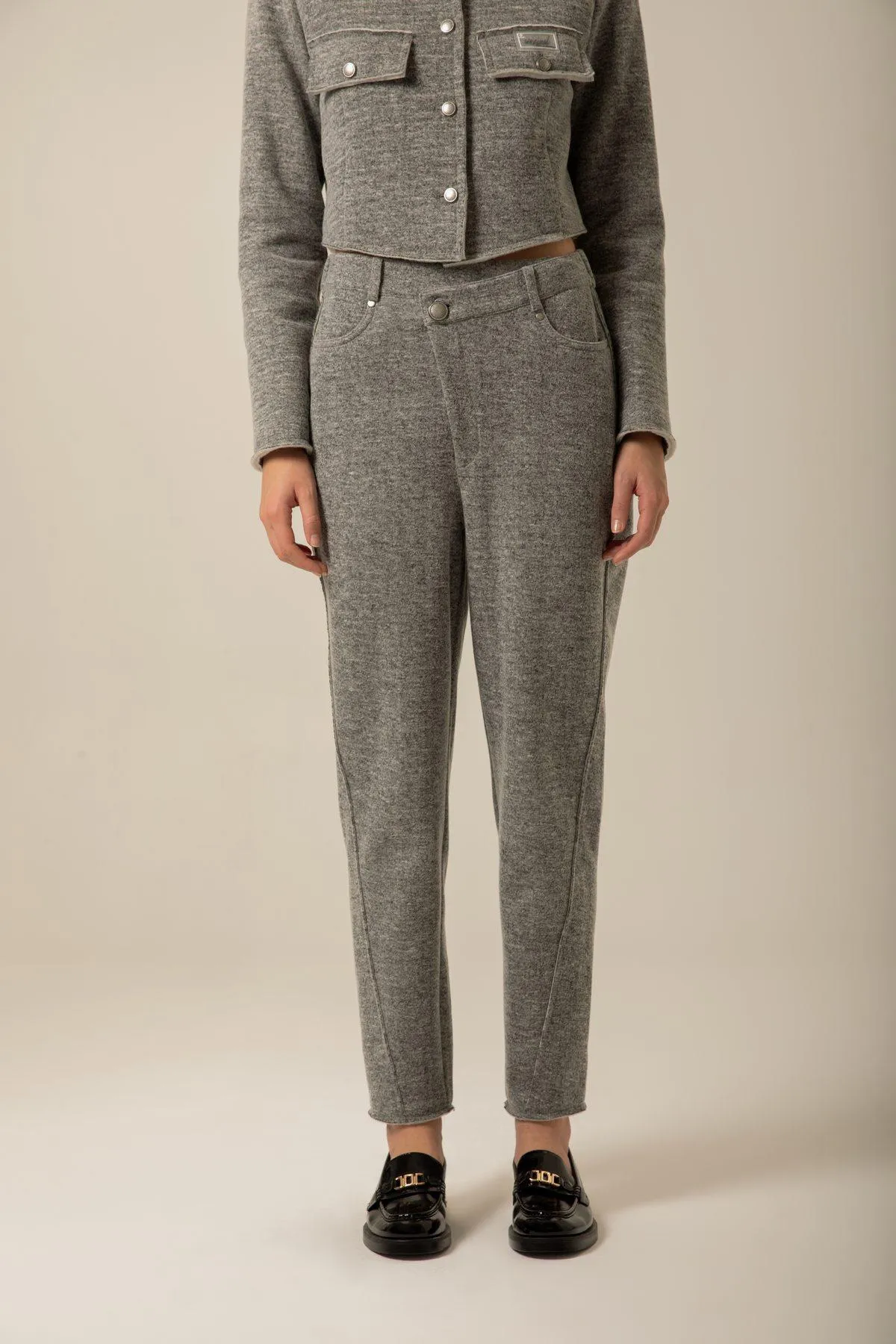 Asymmetrical Closure Knitwear Grey Pants