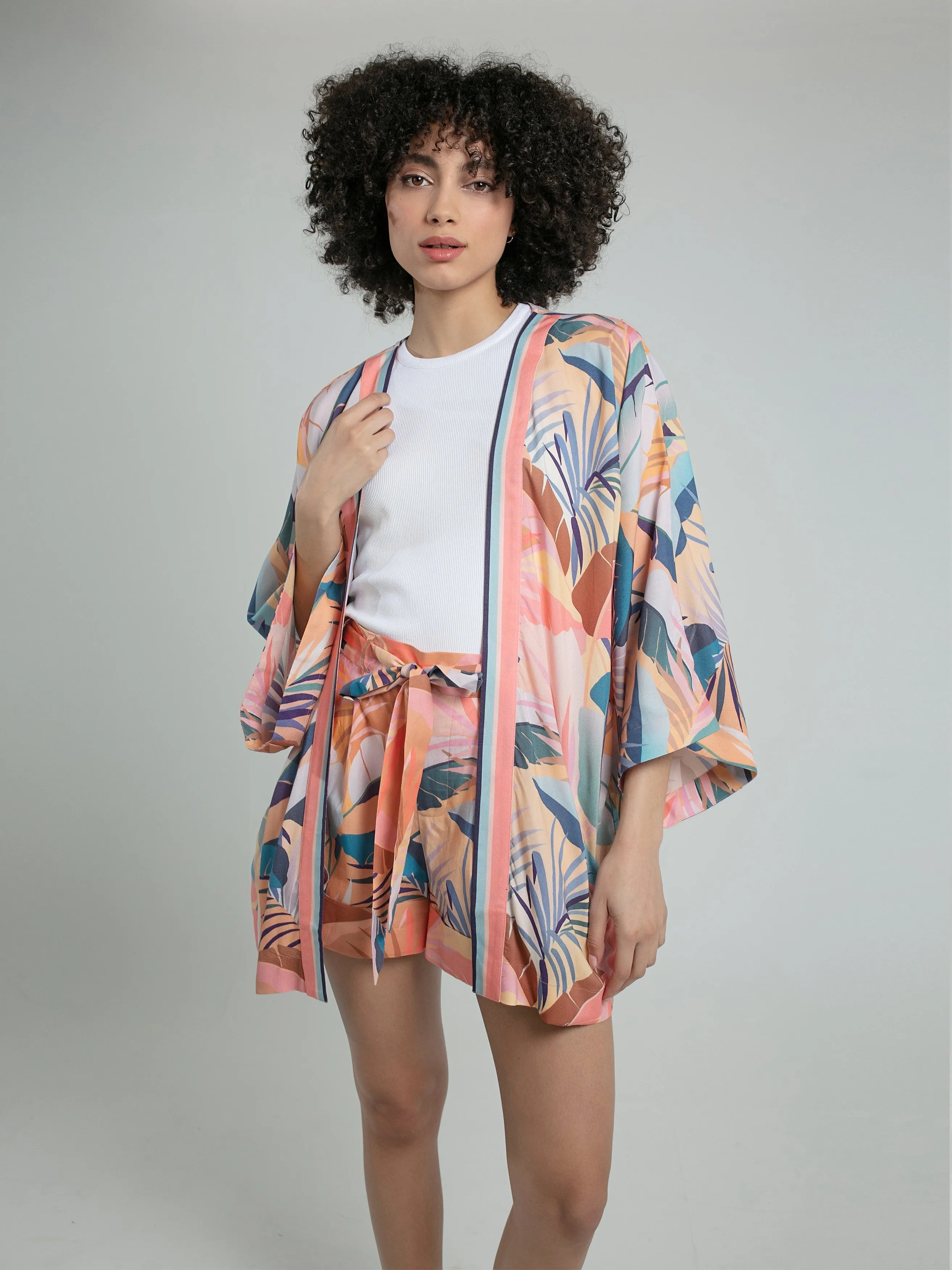 TROPICAL KIMONO